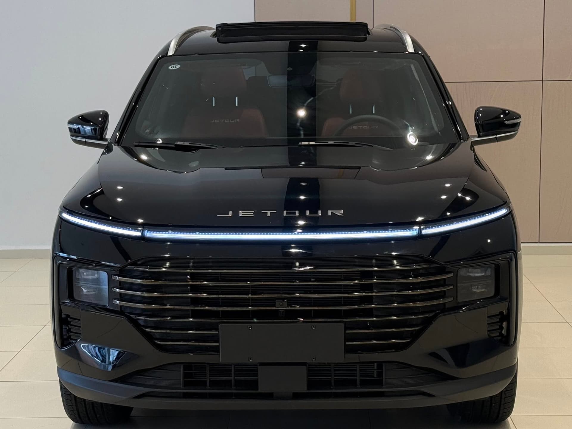 Jetour X70 Plus 2026 mieten in Dubai - Ansicht 2
