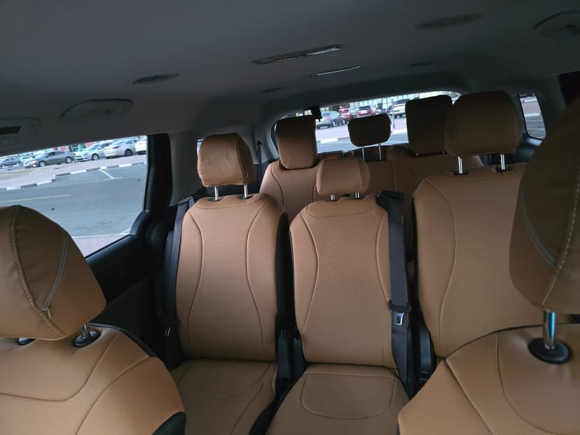 KIA CARNIVAL GCC MODEL 2025 huren Dubai - Weergave 10