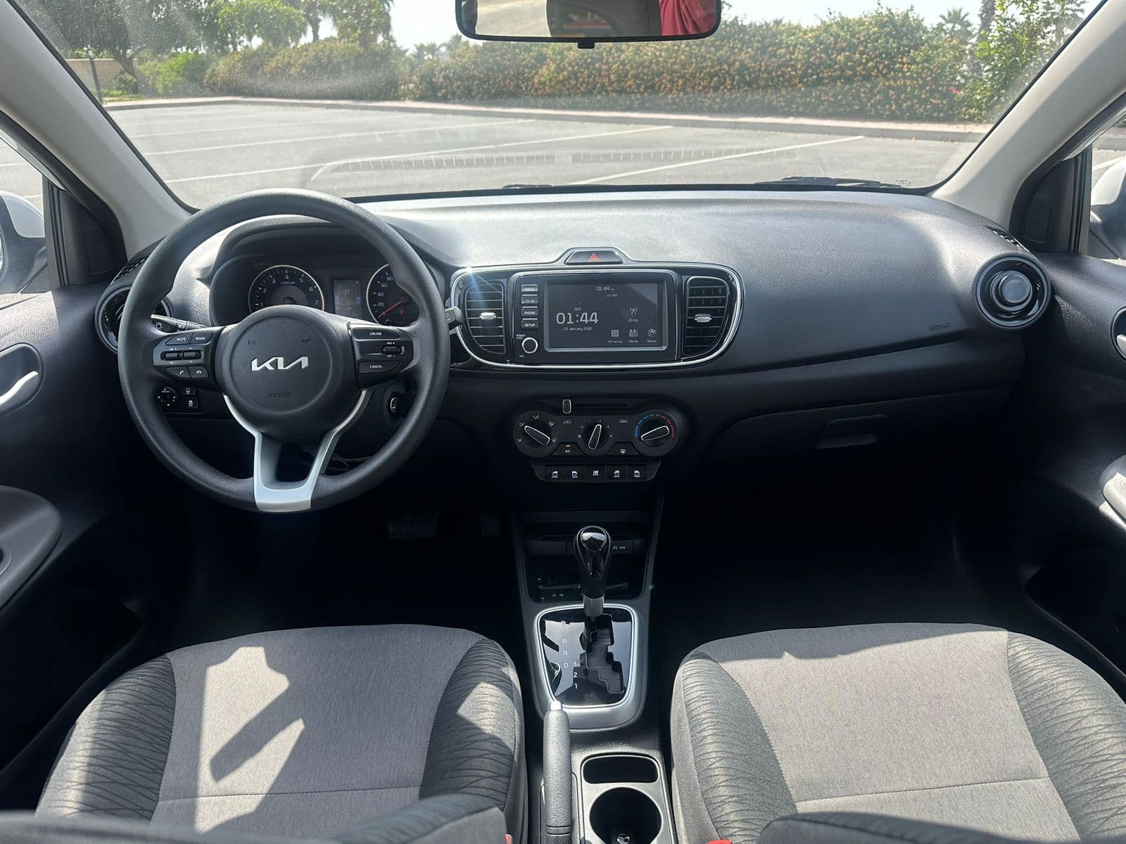 KIA Pegas 2025 mieten in Dubai - Ansicht 3