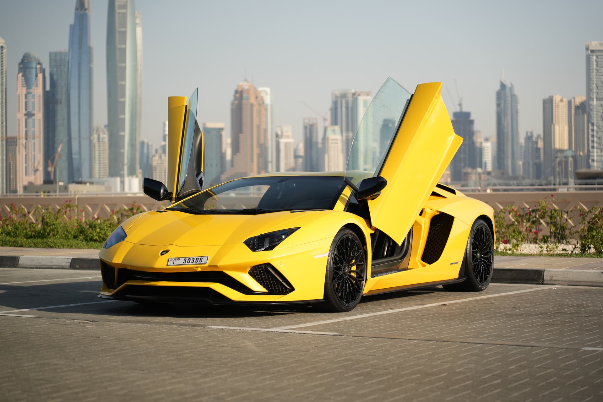 Lamborghini Aventador 2021 mieten in Dubai - Frontansicht
