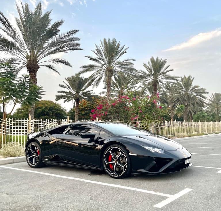 Lamborghini Huracan EVO 2021 huren Dubai - Weergave 3