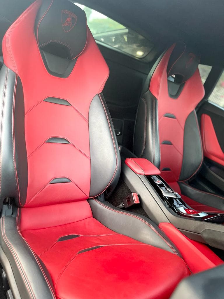 Location Lamborghini Huracan EVO 2021 Dubai - Vue 8