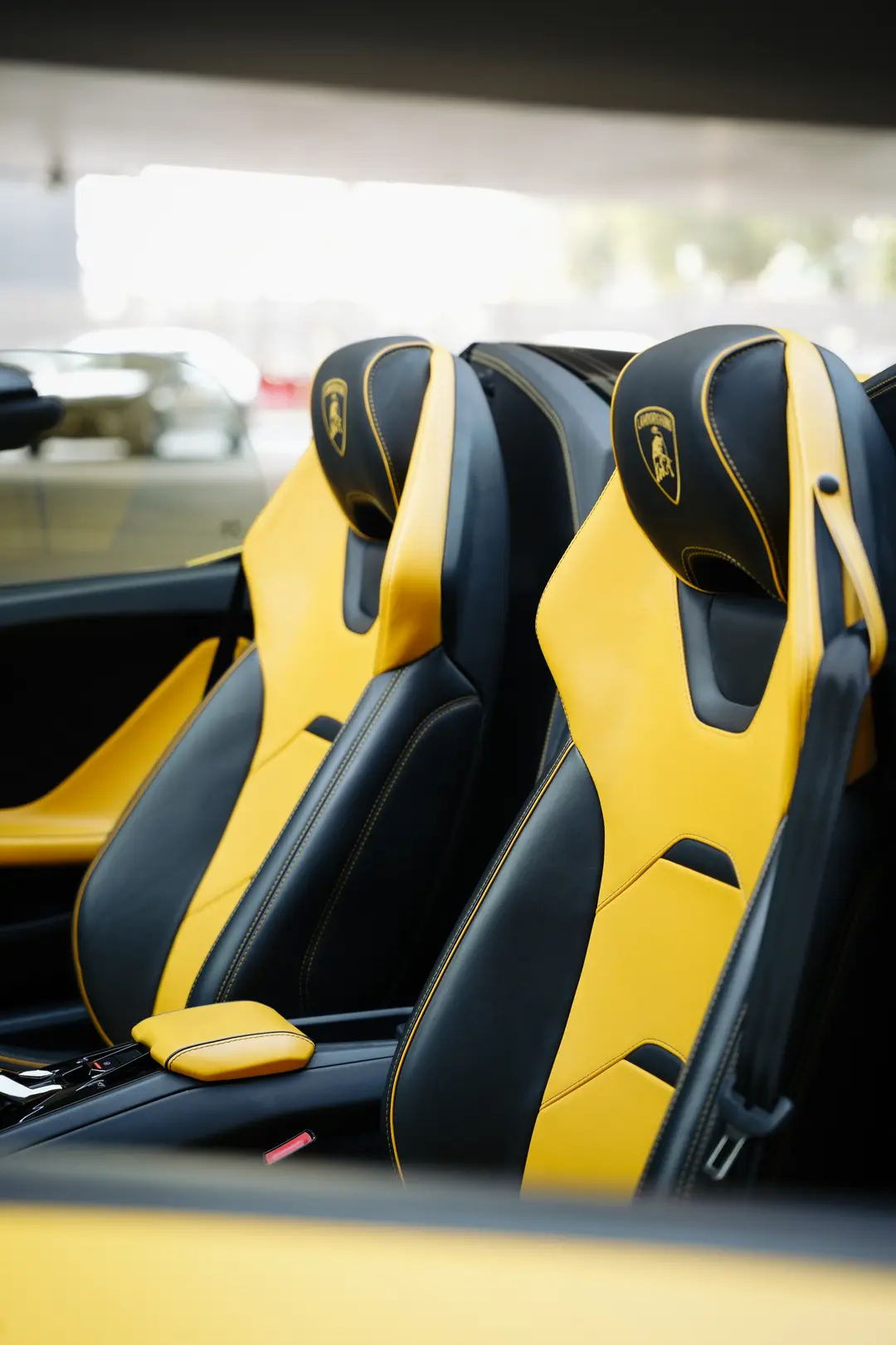Lamborghini Huracan EVO Spyder 2024 Rental Dubai - View 4