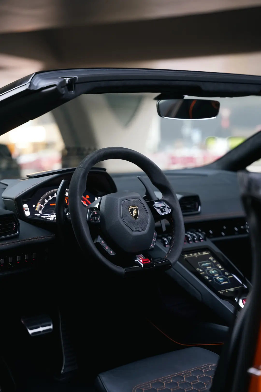 Lamborghini Huracan EVO Spyder 2024 Rental Dubai - View 3