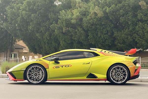 Lamborghini Huracan STO 2022 huren Dubai - Weergave 3