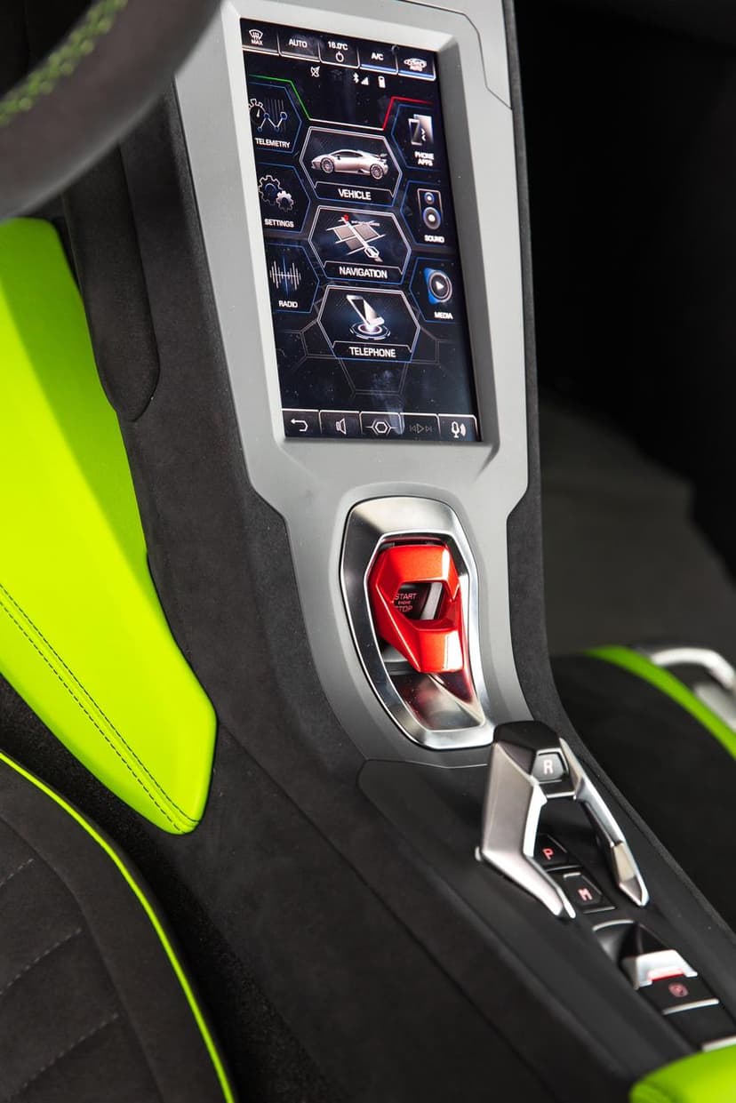 Lamborghini Hurucan STO 2023 Rental Dubai - View 7