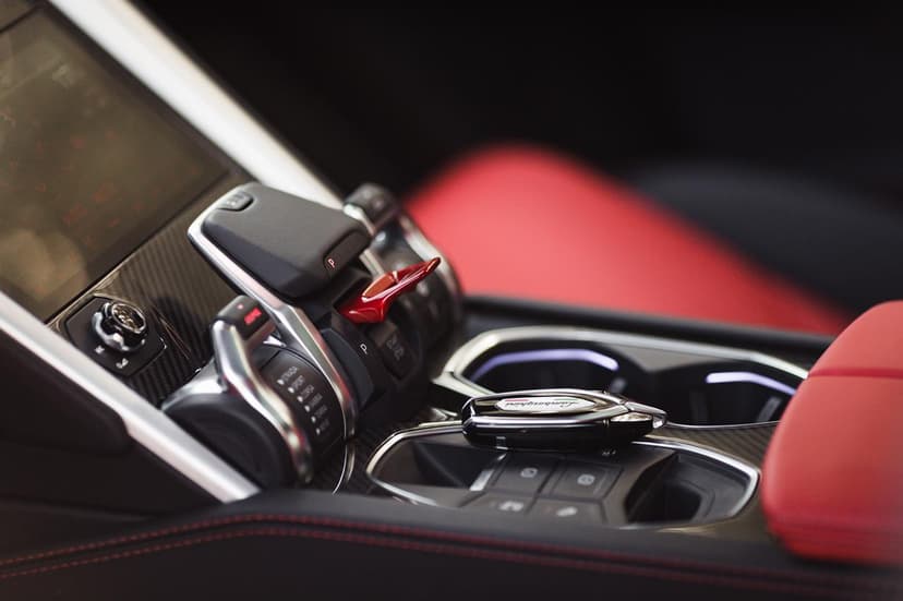 Lamborghini Urus 2021 Rental Dubai - View 7