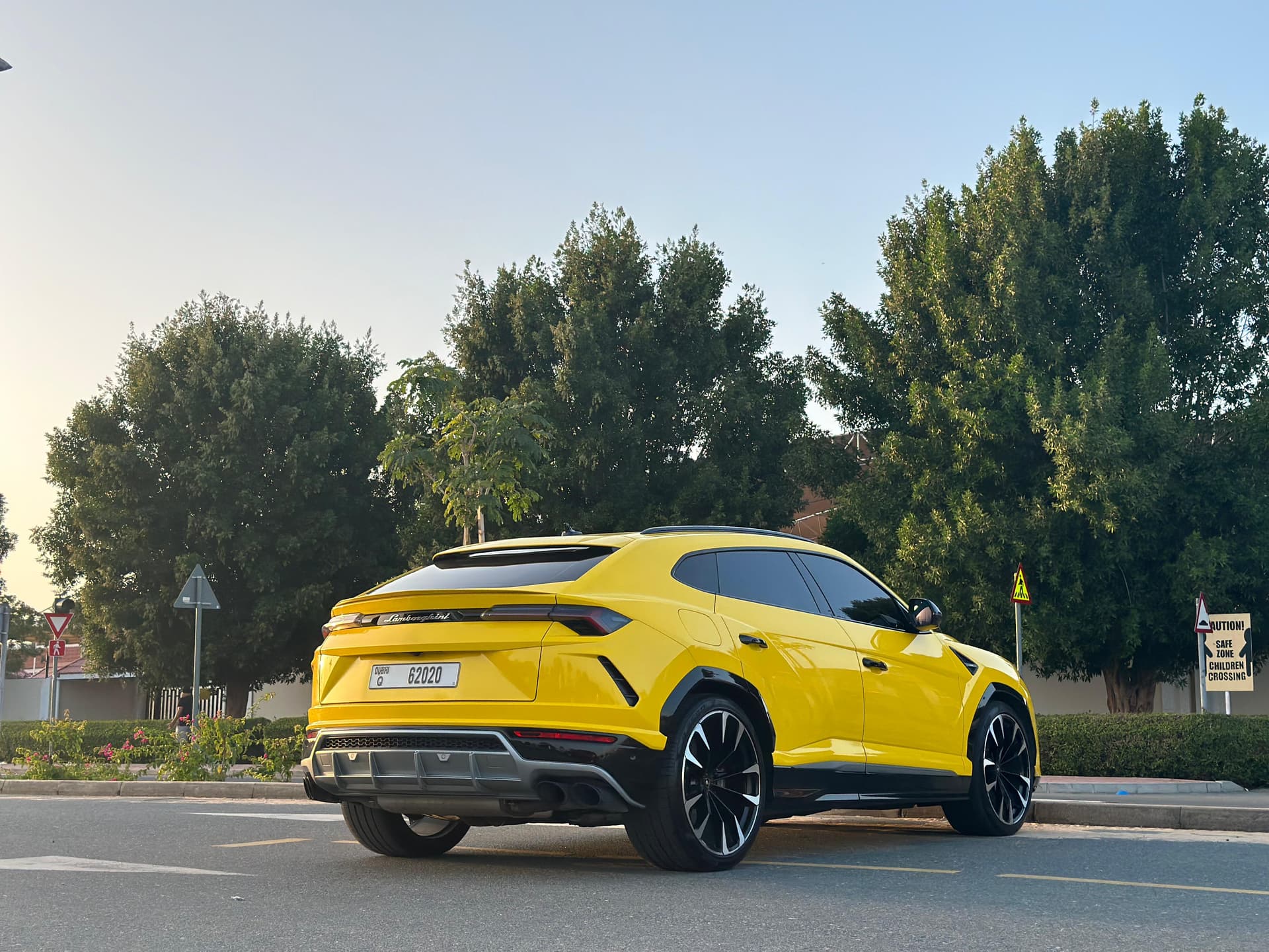 Lamborghini Urus 2021 mieten in Dubai - Ansicht 4