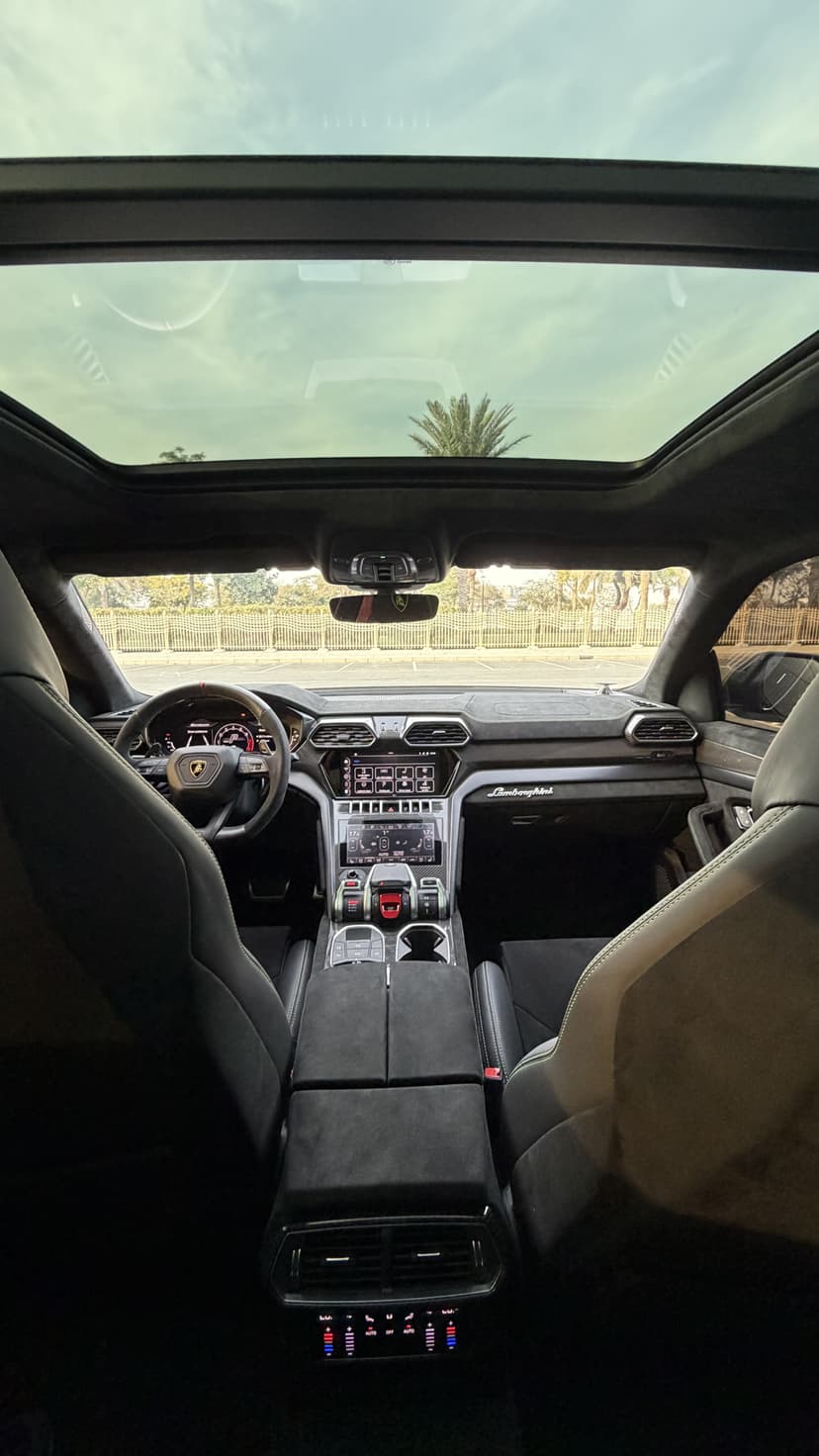 Location Lamborghini Urus Performante 2026 Dubai - Vue 9