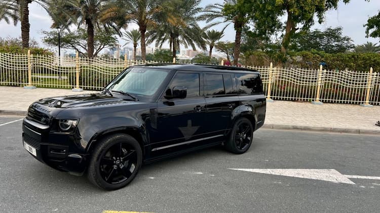 Location Land Rover Defender 2024 Dubai - Vue 5