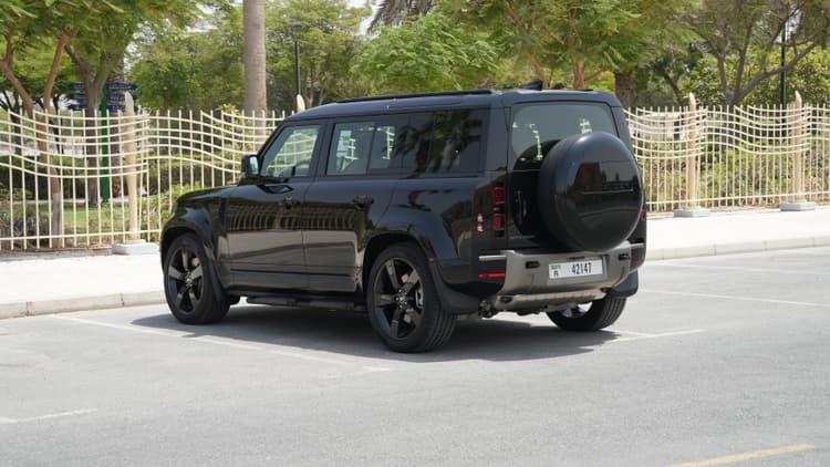 Land Rover Defender 2025 huren Dubai - Weergave 5