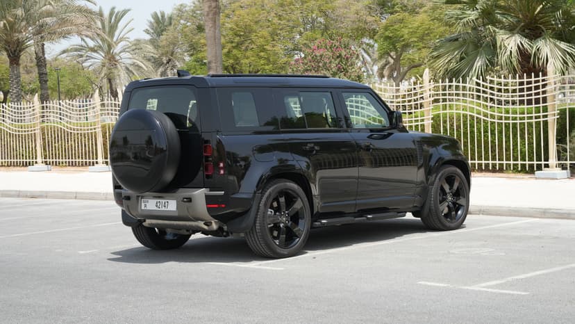 Land Rover Defender 2025 huren Dubai - Weergave 6