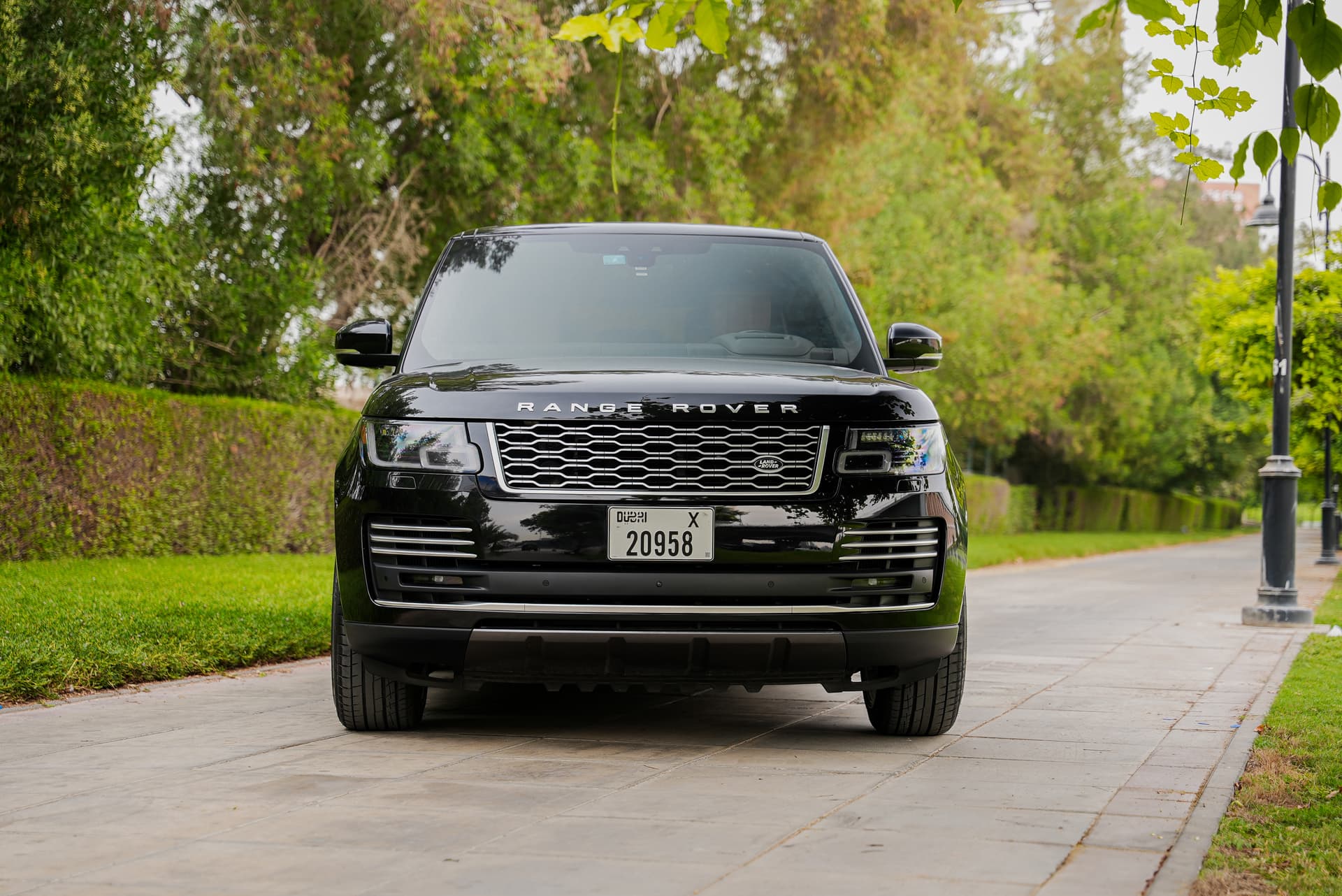 Land Rover Range Rover Autobiography 2021 huren Dubai - Weergave 2