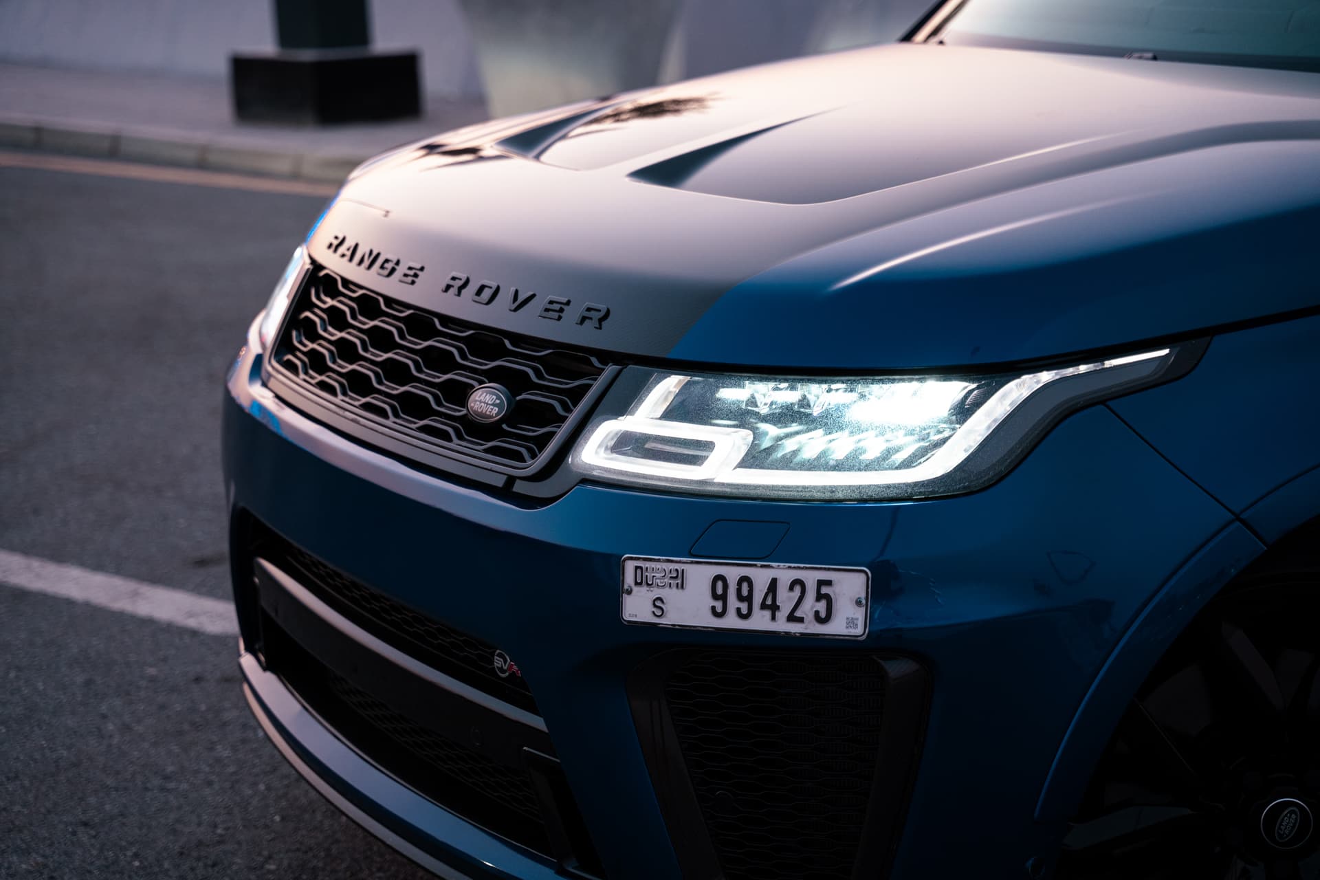 Land Rover Range Rover Sport SVR 2020 huren Dubai - Weergave 4