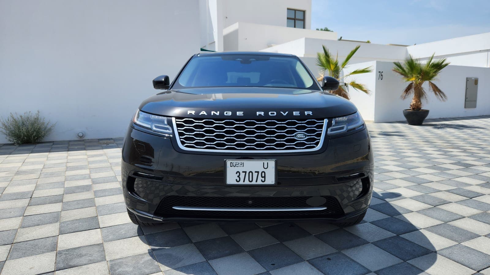 Land Rover Range Rover Velar 2021 huren Dubai - Weergave 3
