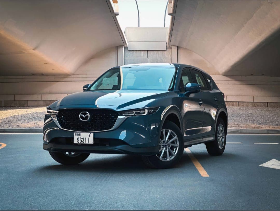 MAZDA CX5 MODEL 2024 mieten in Dubai - Frontansicht