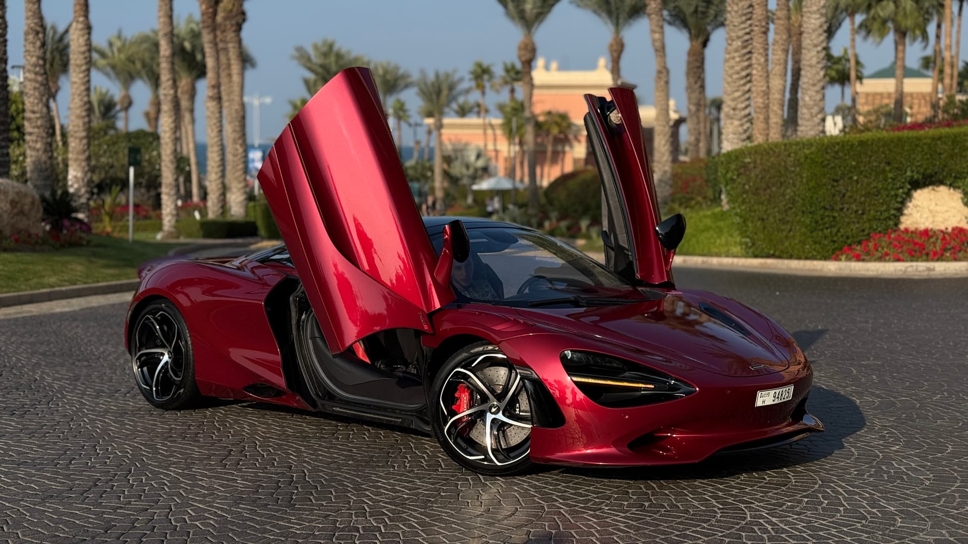 McLaren 750S Spider 2024 huren Dubai - Weergave 2