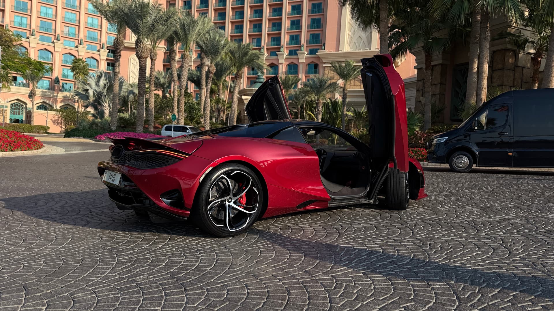 McLaren 750S Spider 2024 huren Dubai - Weergave 3