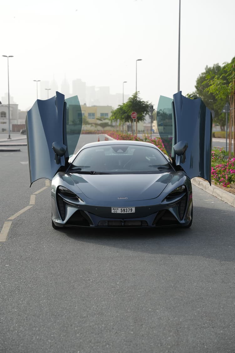 McLaren Artura 2024 huren Dubai - Weergave 2