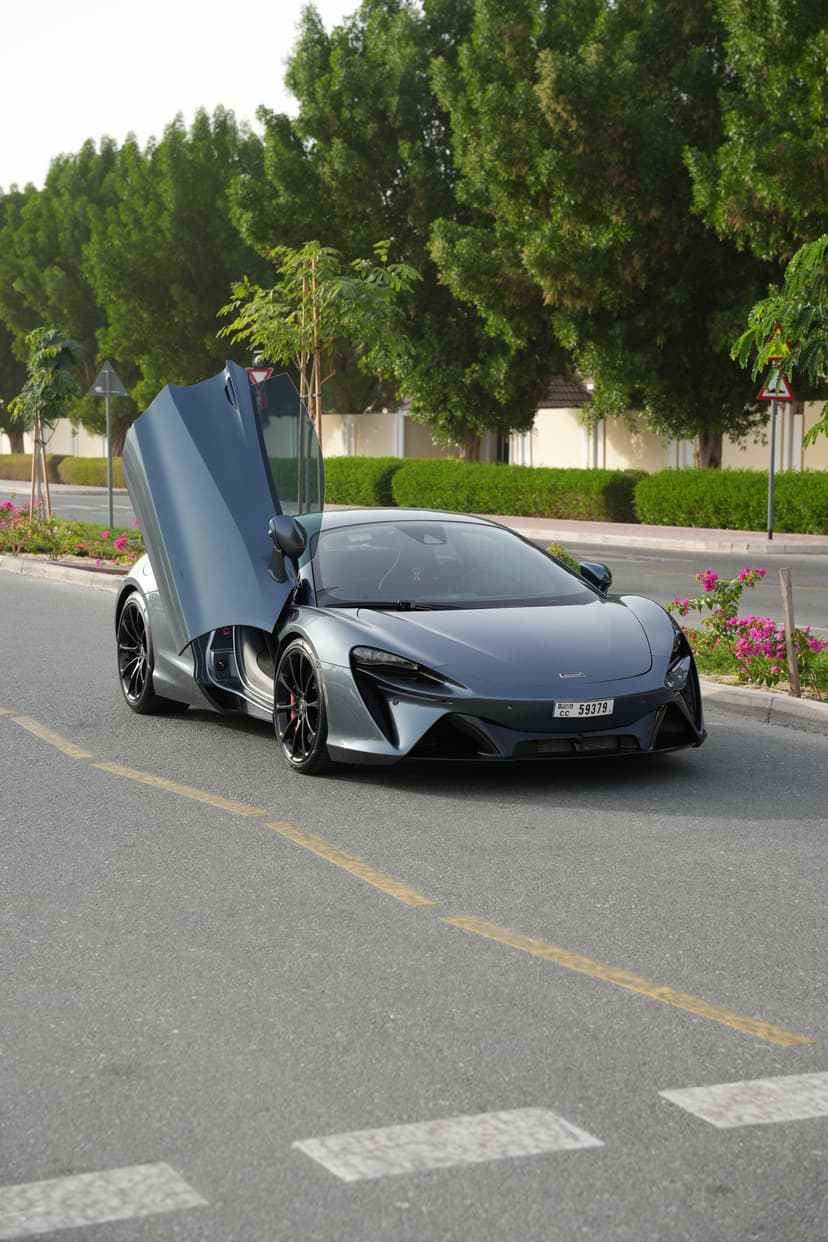 McLaren Artura 2024 huren Dubai - Weergave 5