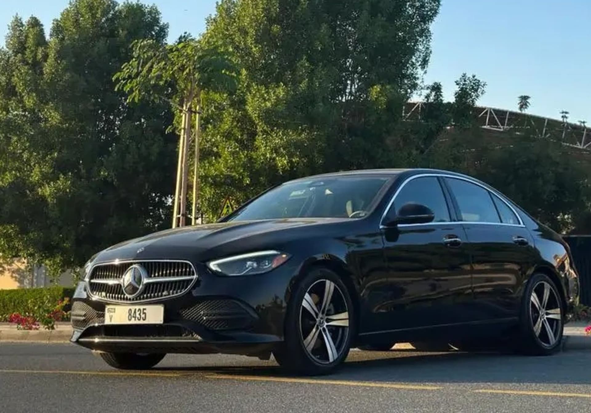 Mercedes-Benz C-Class C300 Coupe 2022 mieten in Dubai - Ansicht 3