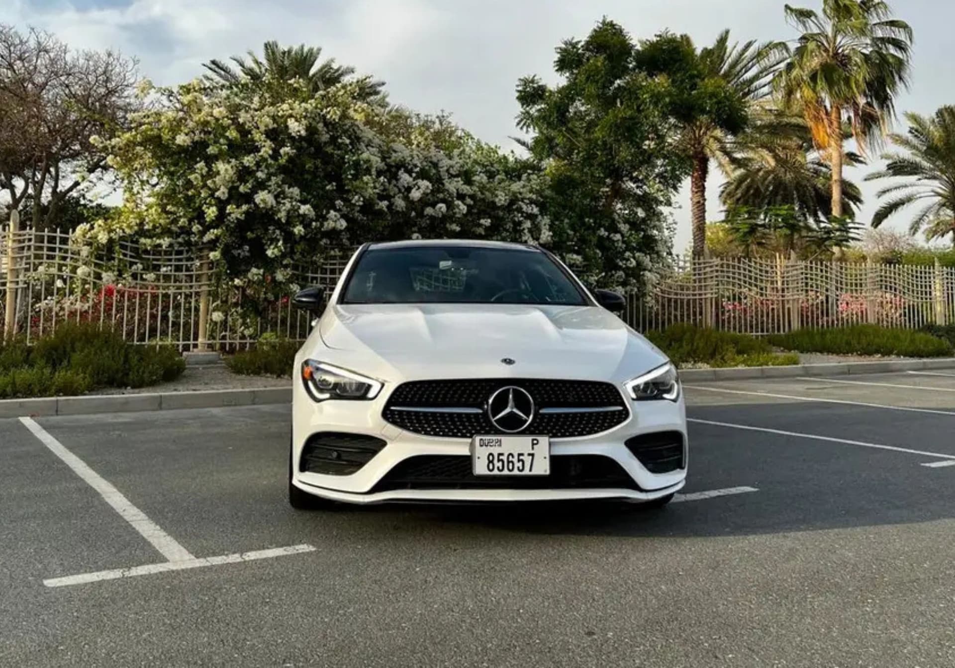 Mercedes-Benz CLA 250 2023 huren Dubai - Weergave 2