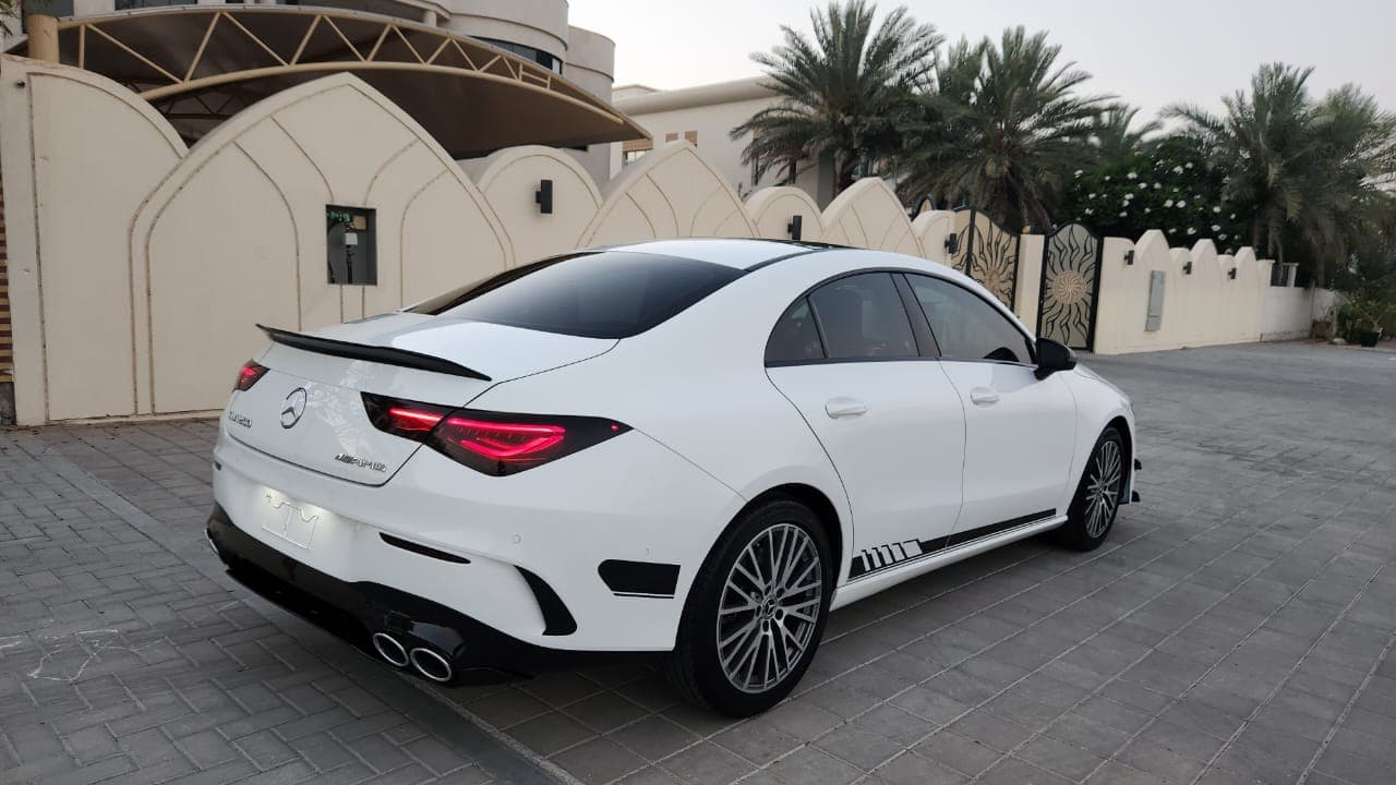 Mercedes-Benz CLA 250 4MATIC 2020 huren Dubai - Weergave 4