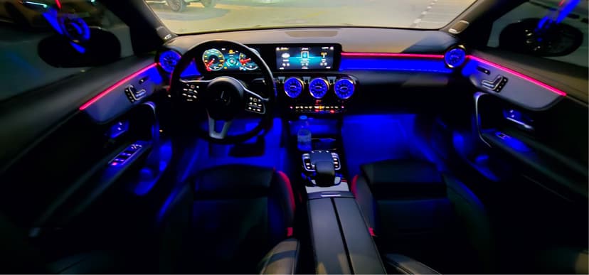Location Mercedes-Benz CLA 250 AMG Line 2020 Dubai - Vue 6