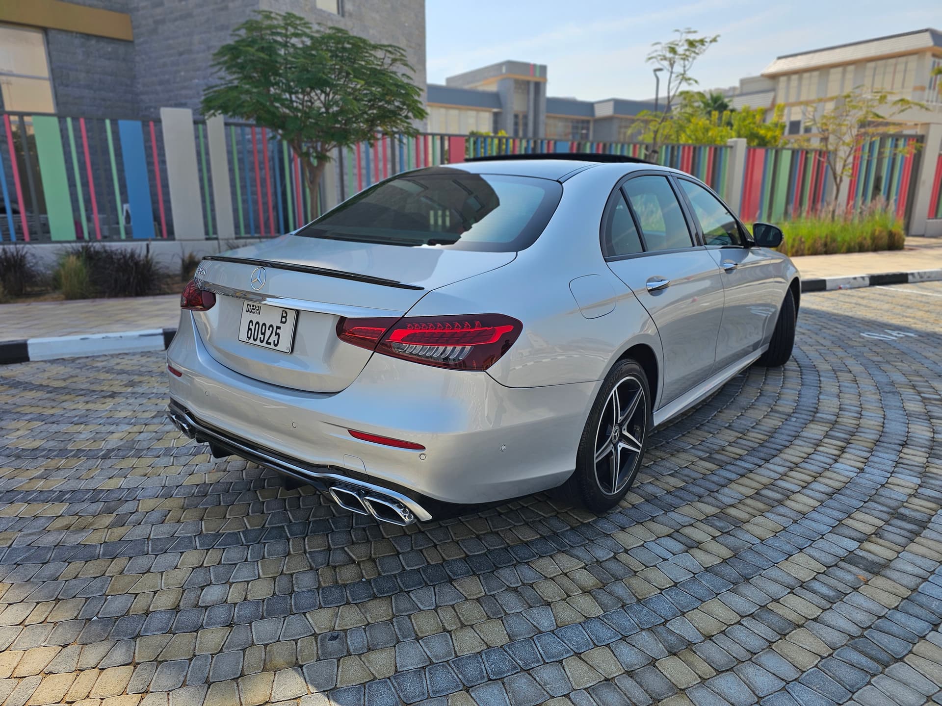 Mercedes-Benz E-Class E450 2019 huren Dubai - Weergave 4