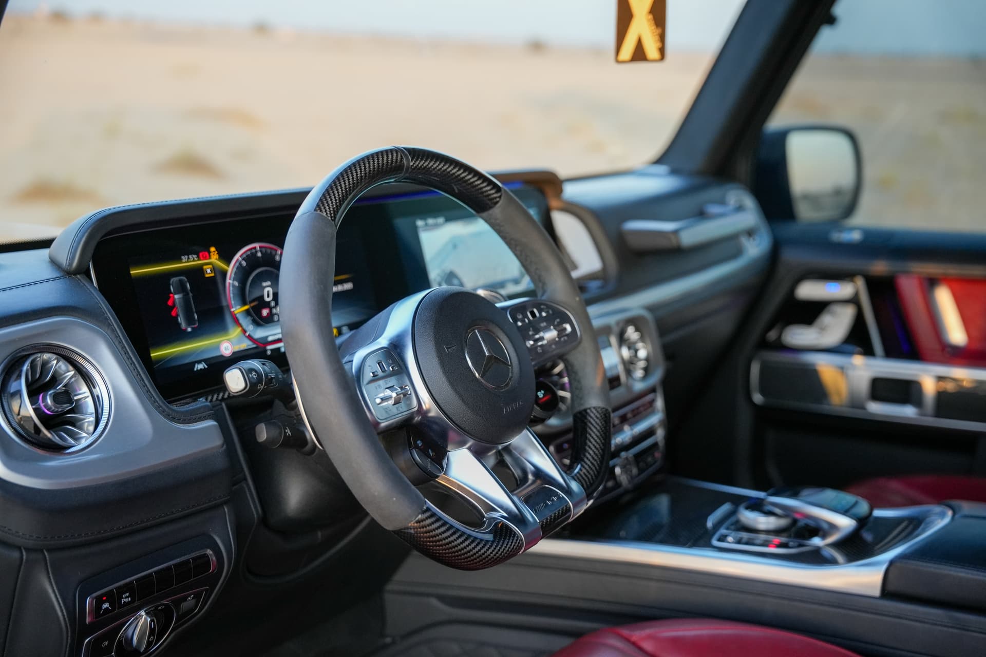 Mercedes-Benz G-Class 2022 huren Dubai - Weergave 4