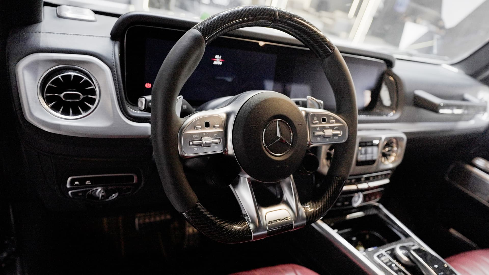 Mercedes-Benz G63 AMG 2023 huren Dubai - Weergave 4