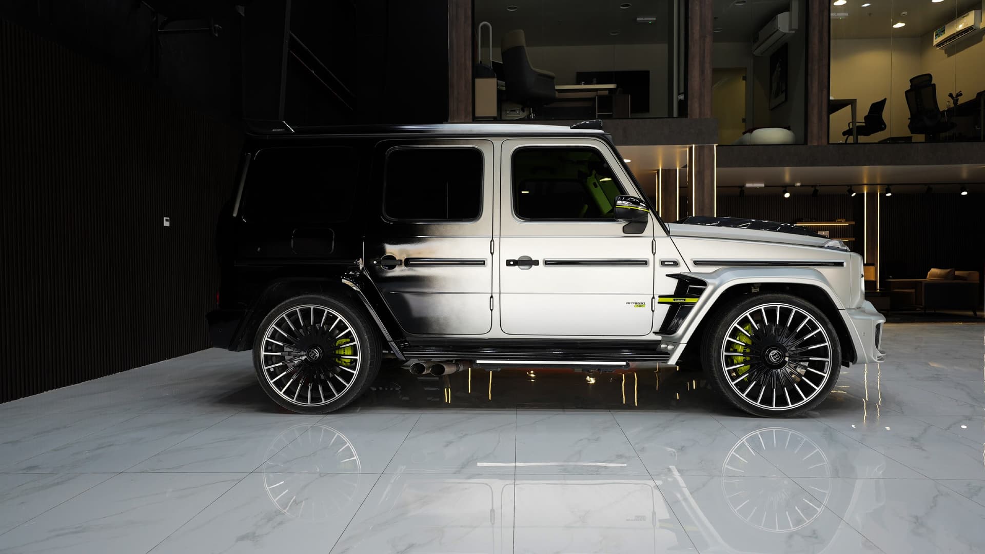 Mercedes-Benz G63 Brabus 800 2021 huren Dubai - Weergave 2