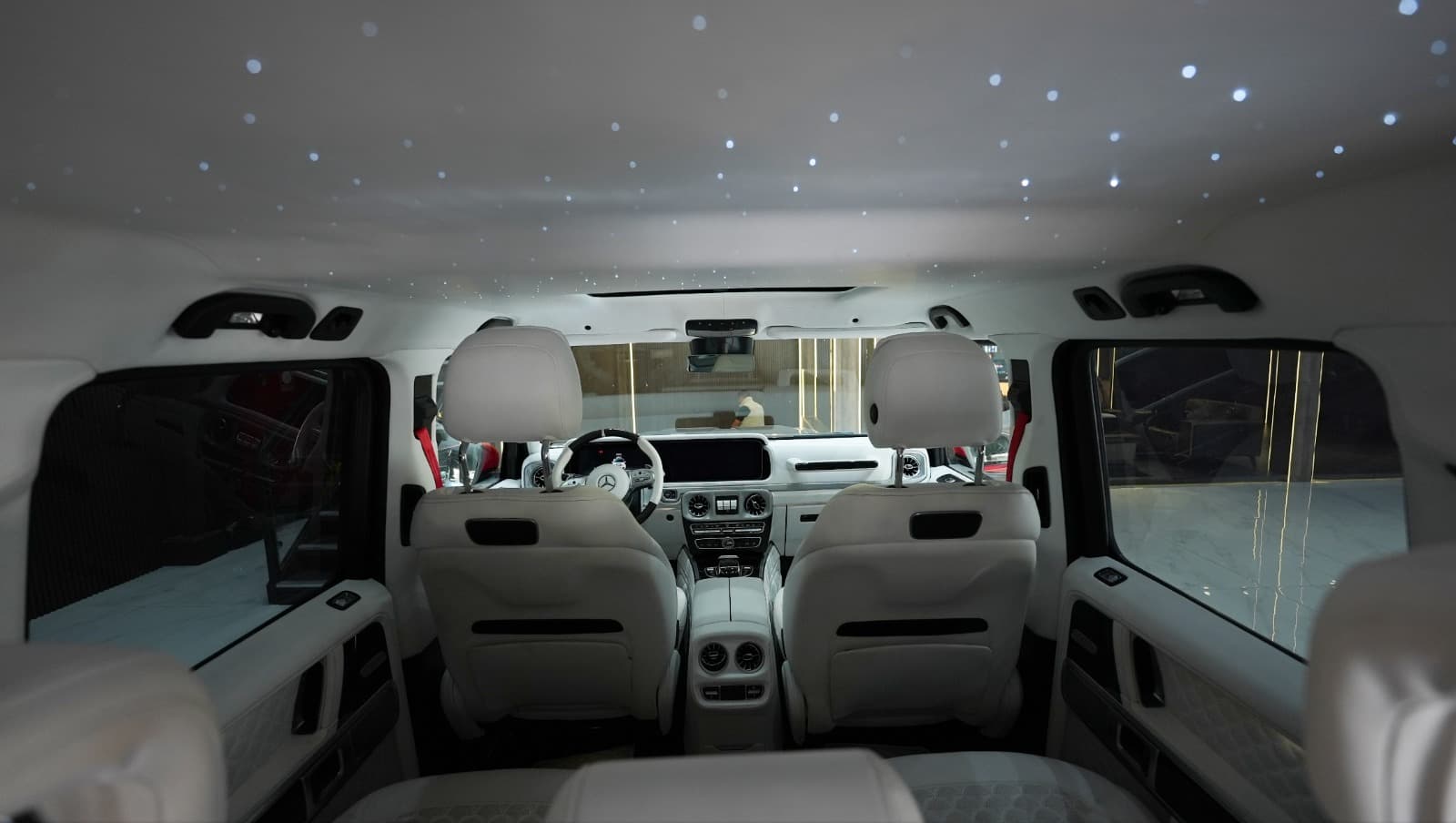 Mercedes-Benz G63 Brabus 800 2022 huren Dubai - Weergave 4