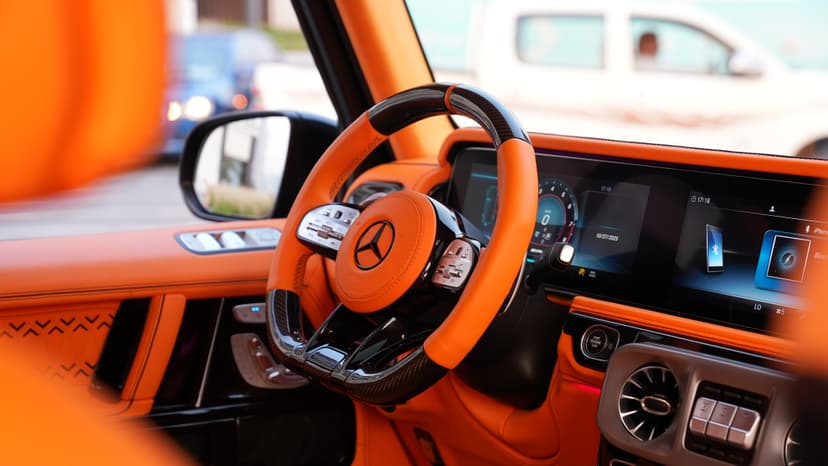 Location Mercedes-Benz G63 Brabus 800 2022 Dubai - Vue 9