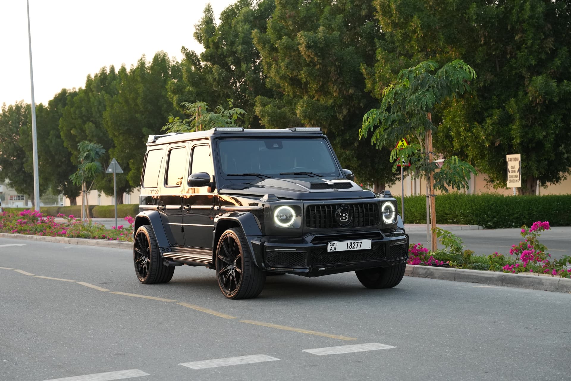 Mercedes-Benz G63 Brabus 800 2023 mieten in Dubai - Frontansicht