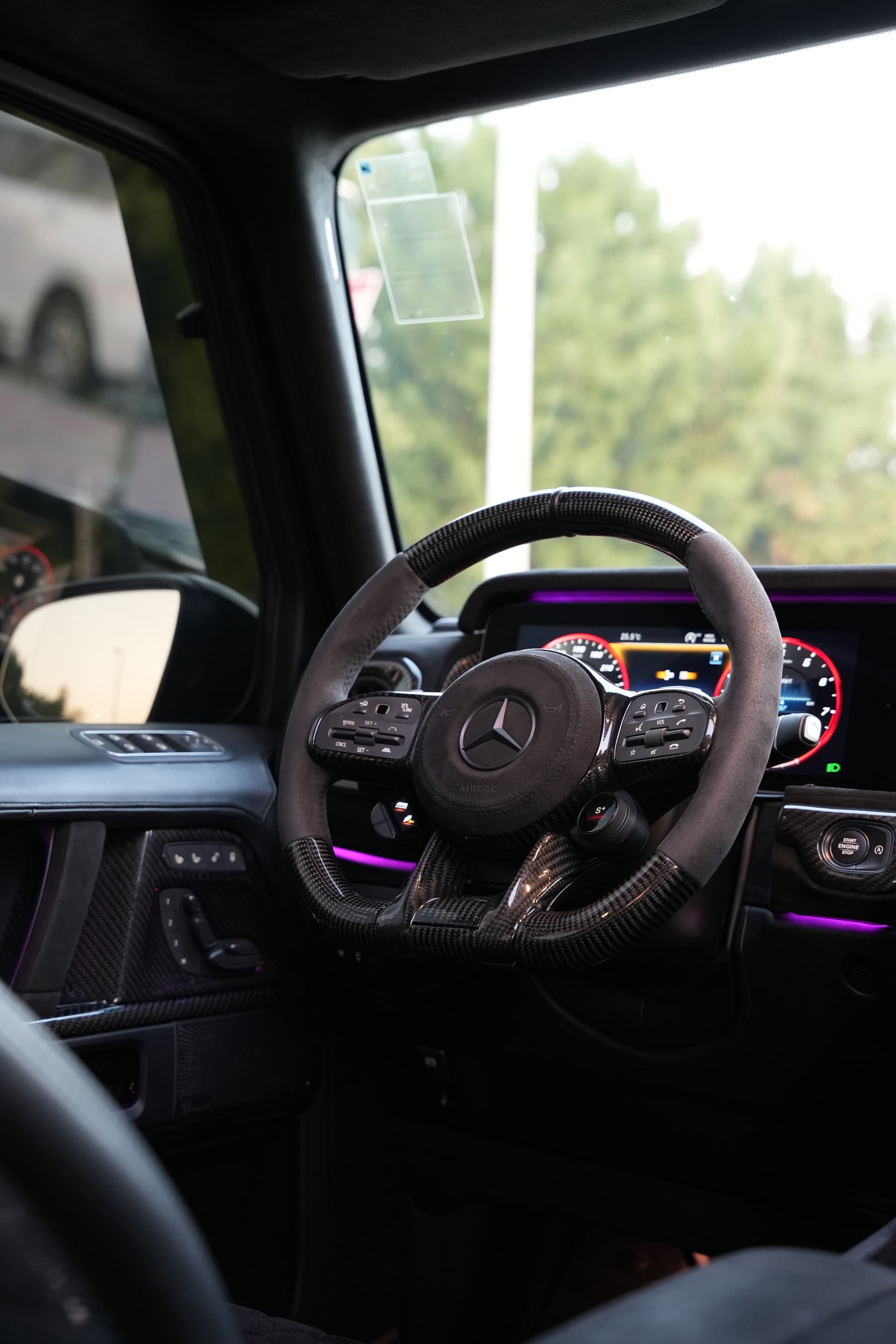 Mercedes-Benz G63 Brabus 800 2023 mieten in Dubai - Ansicht 4