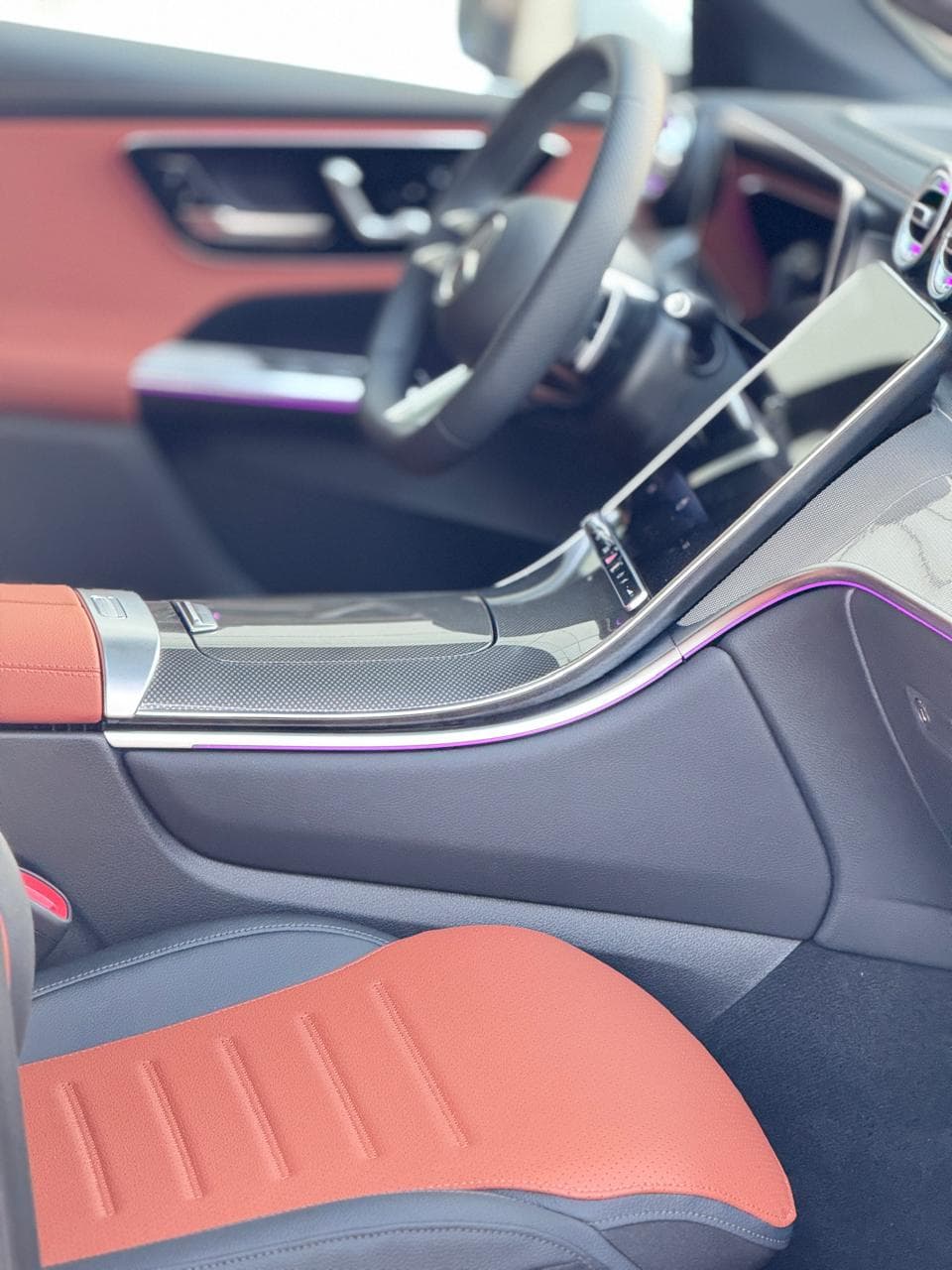 Mercedes-Benz GLC 200 2025 huren Dubai - Weergave 4
