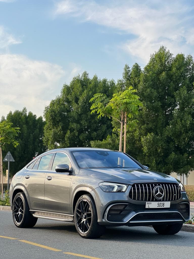 Mercedes-Benz GLE 53 AMG 2021 huren Dubai - Weergave 2