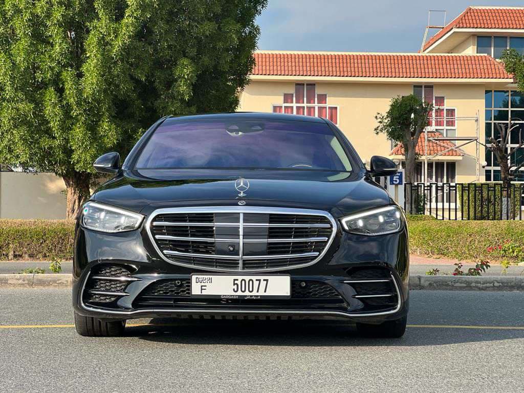 Mercedes-Benz S-Class 500 2021 mieten in Dubai - Ansicht 2