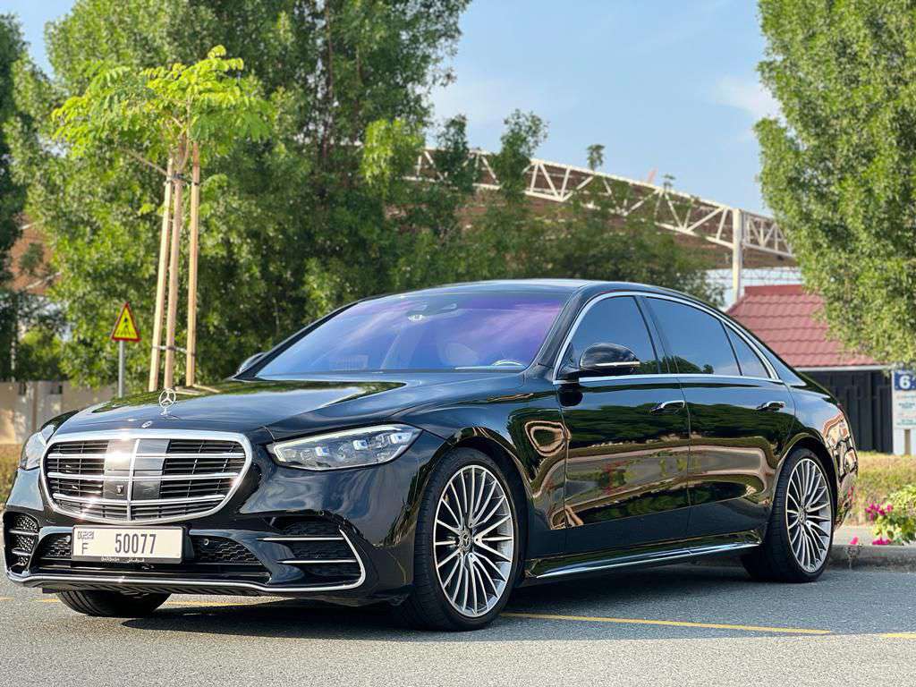Mercedes-Benz S-Class 500 2021 mieten in Dubai - Ansicht 3