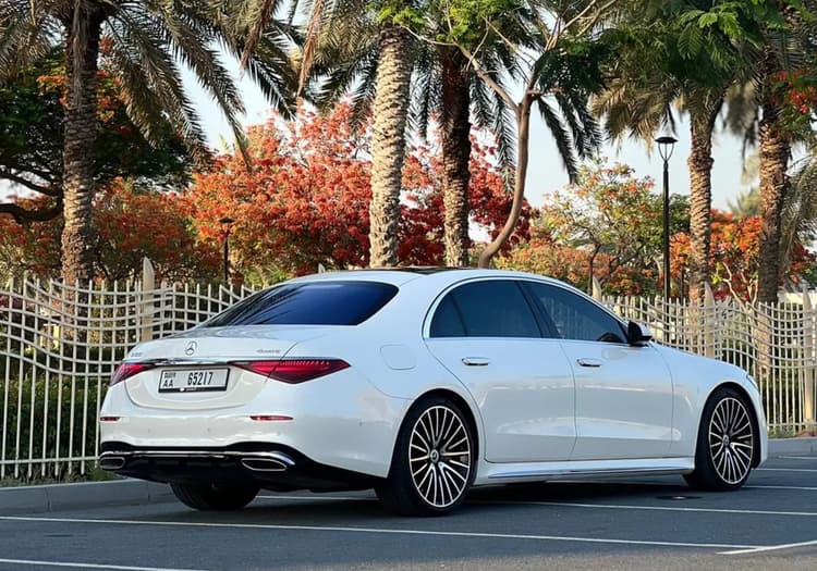 Mercedes-Benz S-Class 580 2022 Rental Dubai - View 5