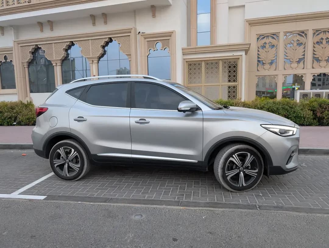 MG ZS 2025 mieten in Dubai - Ansicht 2