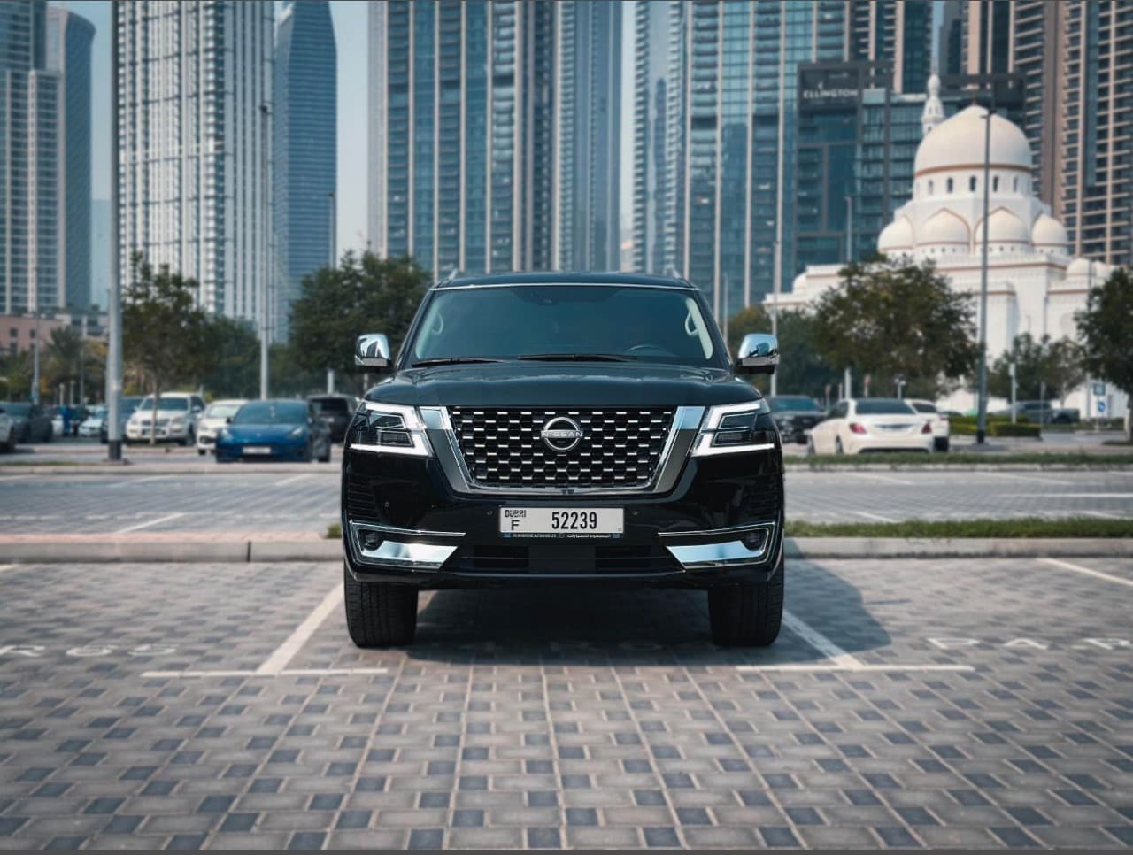 Nissan Patrol 2024 mieten in Dubai - Ansicht 2