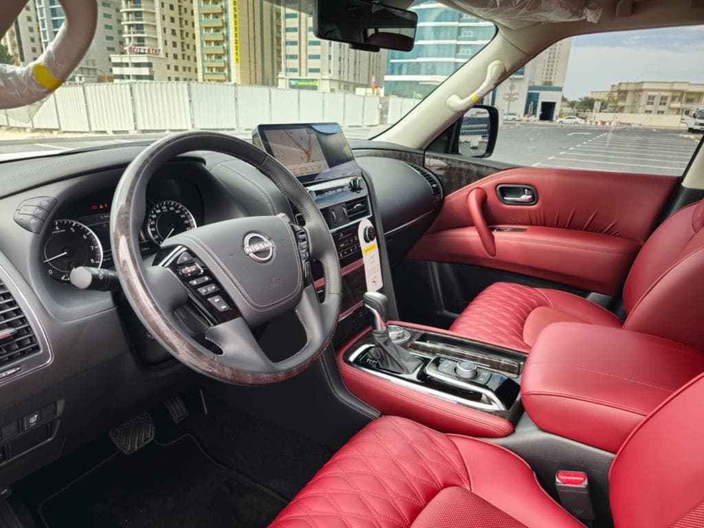 Nissan Patrol 2024 mieten in Dubai - Ansicht 4