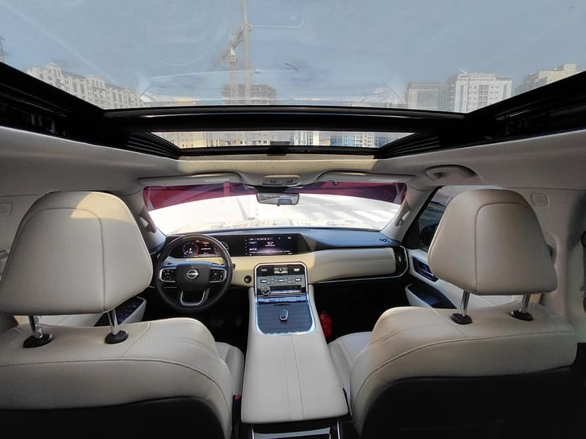 Location Nissan Patrol 2025 Dubai - Vue 6