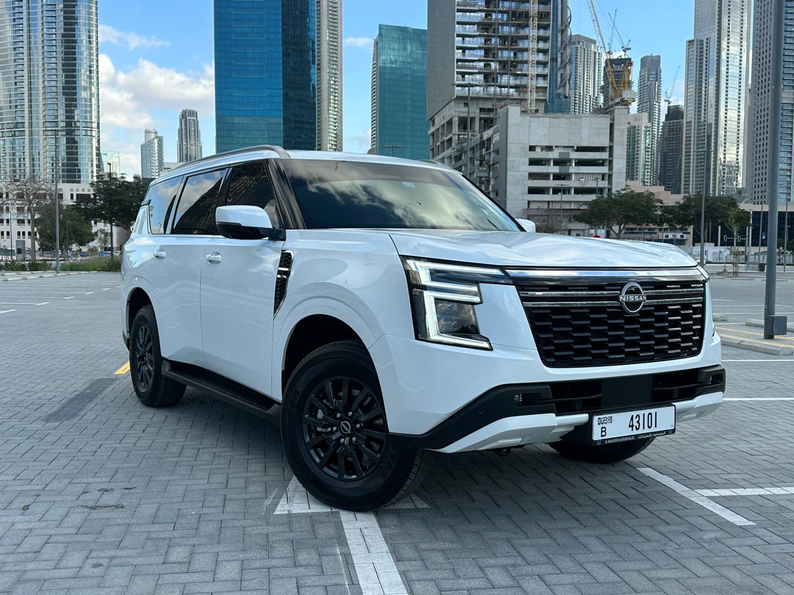 Nissan Patrol 2026 mieten in Dubai - Ansicht 2