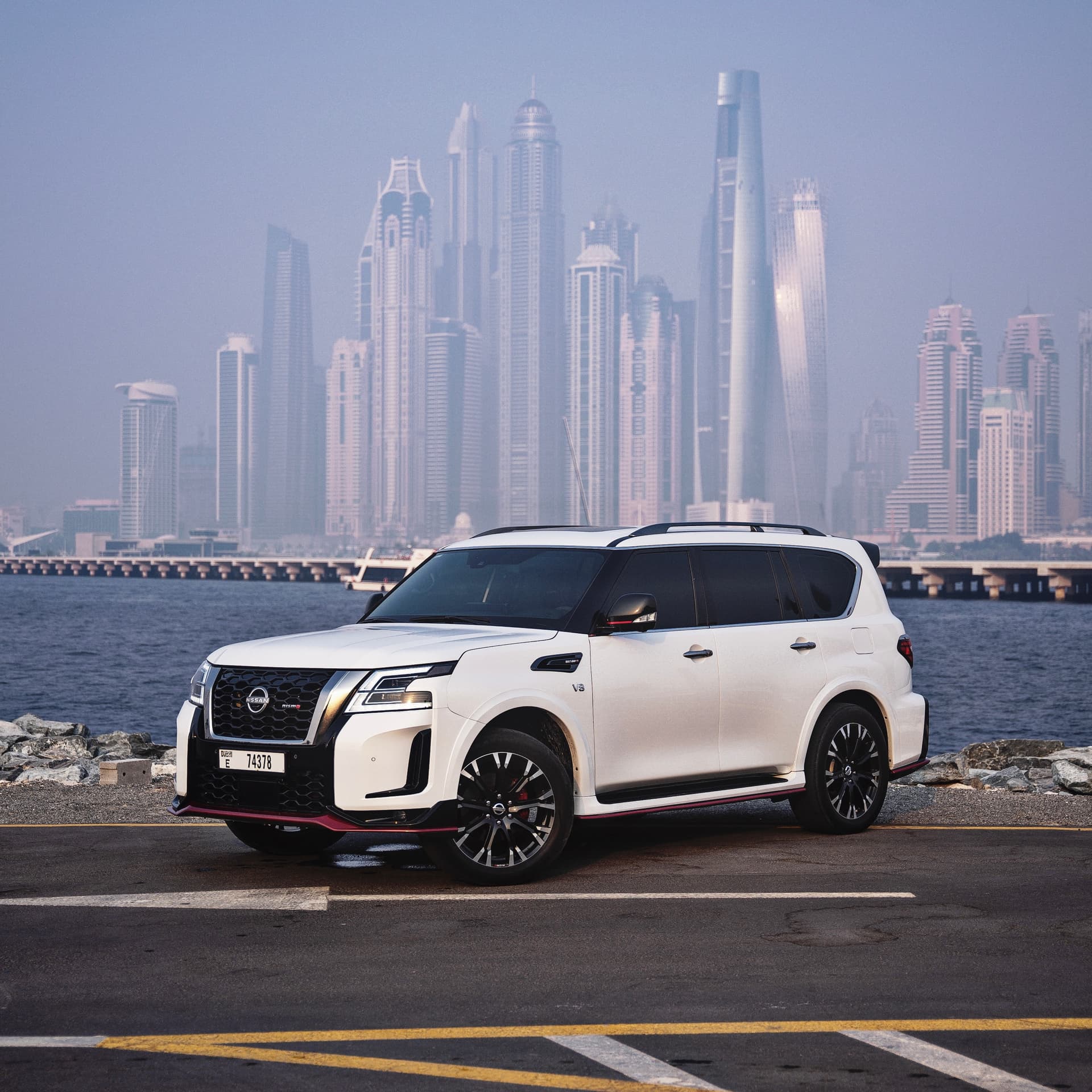 Nissan Patrol NISMO 2022 huren Dubai - Weergave 2