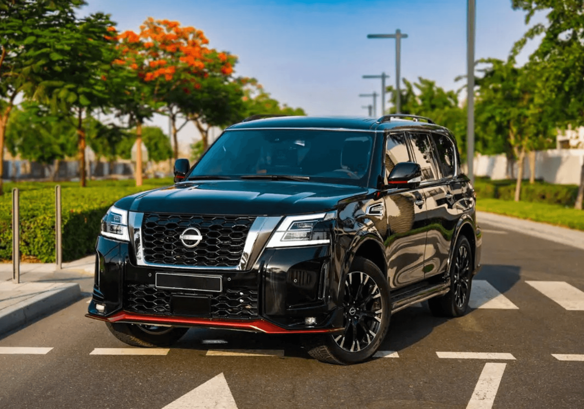 Nissan Patrol Nismo 2024 huren Dubai - Vooraanzicht