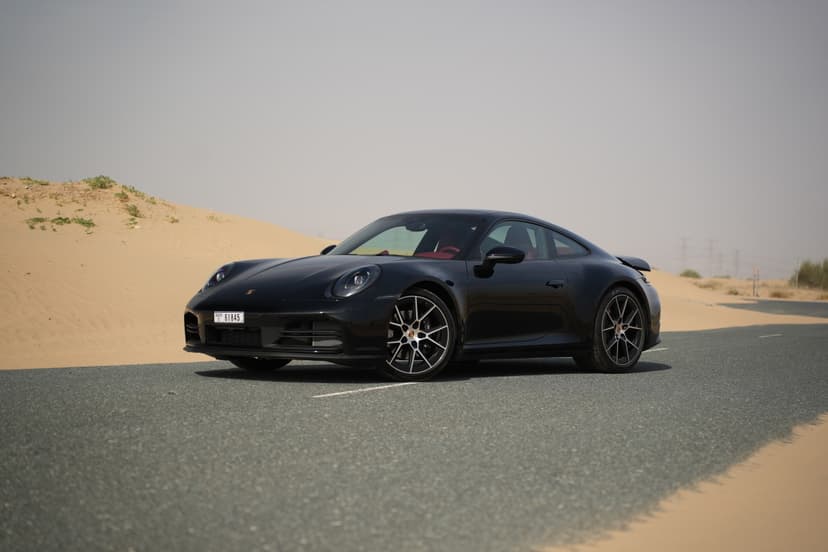 Alquiler Porsche 911 Carrera 2025 Dubai - Vista principal