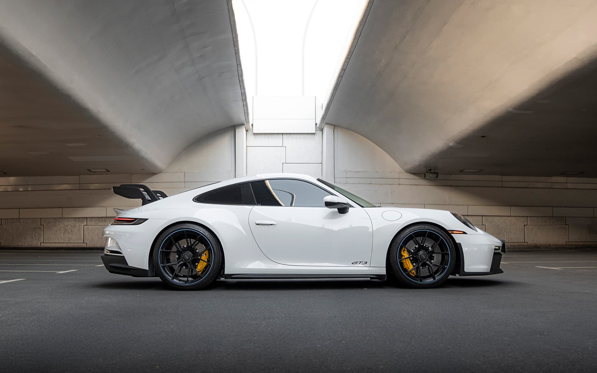 Porsche 911 GT3 2023 huren Dubai - Weergave 2